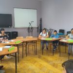 Всички участници